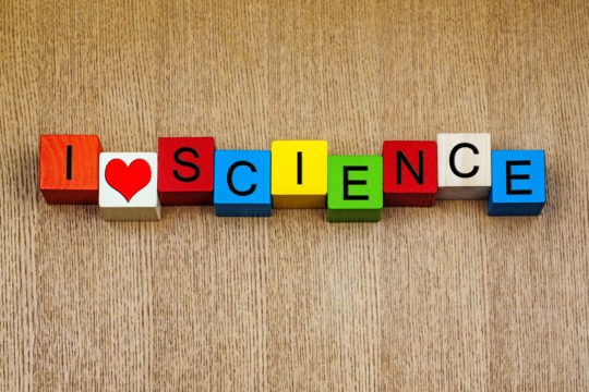 Blocks that spell out “I love Science”